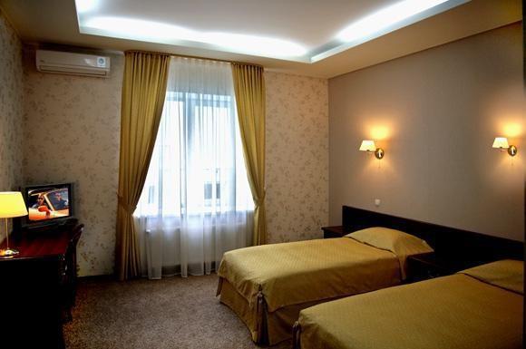 Diligence Hotel Kherson Chambre photo