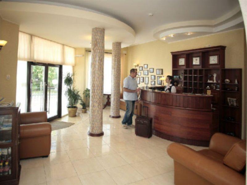 Diligence Hotel Kherson Extérieur photo